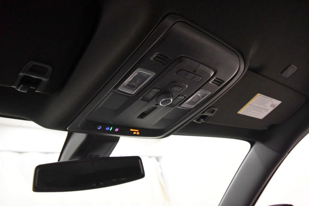 Used 2022 GMC Yukon Denali w/ Max Trailering Package AWD/4WD image 27
