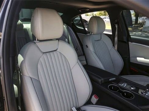 Used 2025 Genesis G70 3.3T Advanced image 35