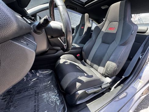 Used 2018 Honda Civic Si image 14