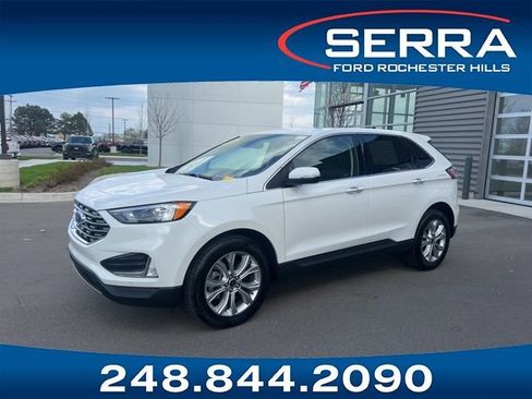Used 2024 Ford Edge Titanium image 1