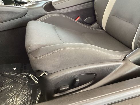 Used 2022 Chevrolet Camaro LT image 13