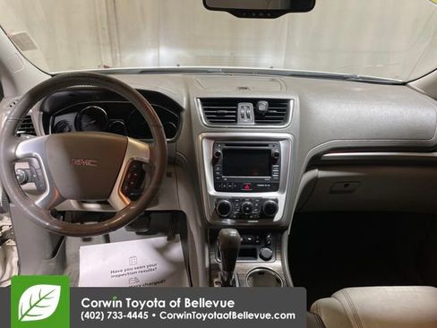 Used 2013 GMC Acadia SLT image 12