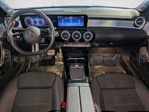 Certified 2025 Mercedes-Benz CLA 250 image 17