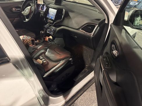 Used 2020 Jeep Cherokee Limited w/ Trailer Tow Group image 10