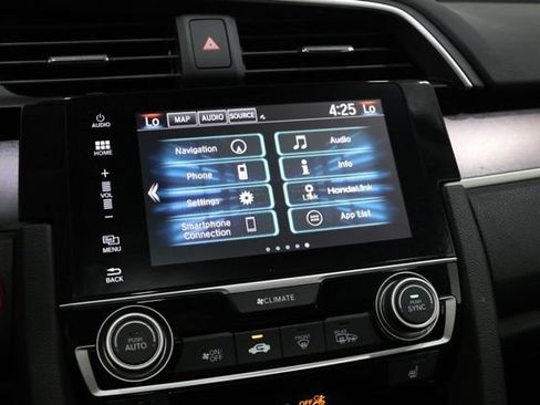 Used 2017 Honda Civic Touring image 24