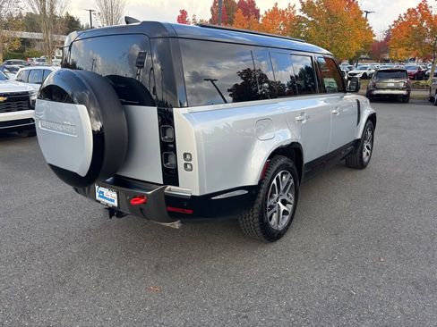 Used 2024 Land Rover Defender 130 X image 5