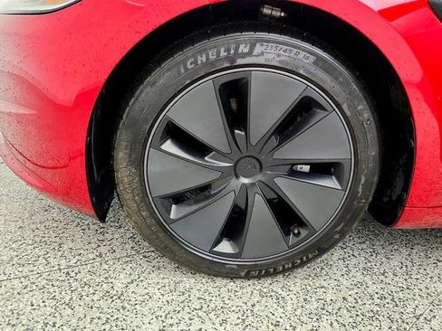Used 2024 Tesla Model 3 Long Range AWD/4WD image 9