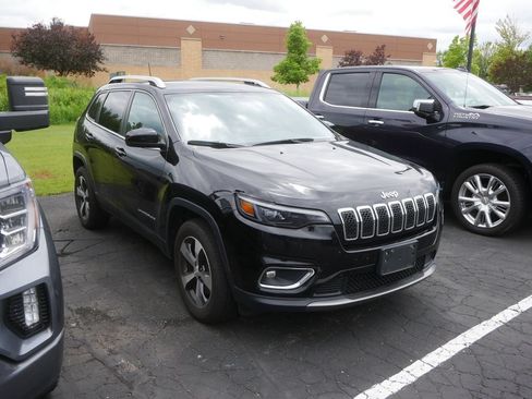 Used 2020 Jeep Cherokee Limited AWD/4WD image 3