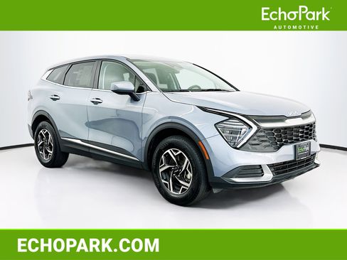 Used 2025 Kia Sportage LX AWD/4WD image 1
