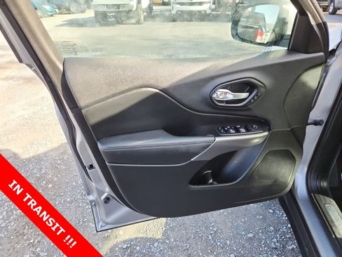 Certified 2019 Jeep Cherokee Limited image 16