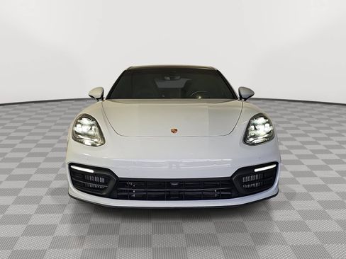 Used 2021 Porsche Panamera w/ Premium Package RWD image 3