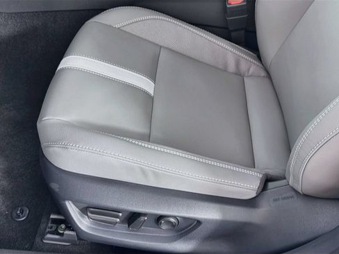 New 2026 Toyota Camry SE FWD image 22