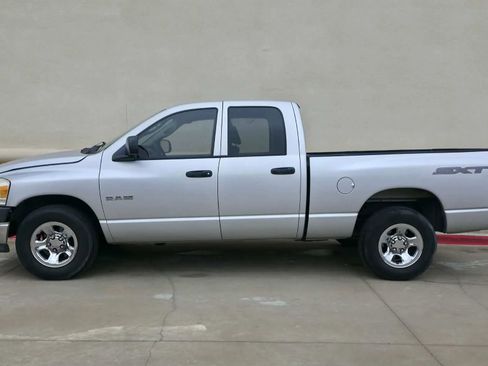 Used 2008 Dodge Ram 1500 Truck ST image 7