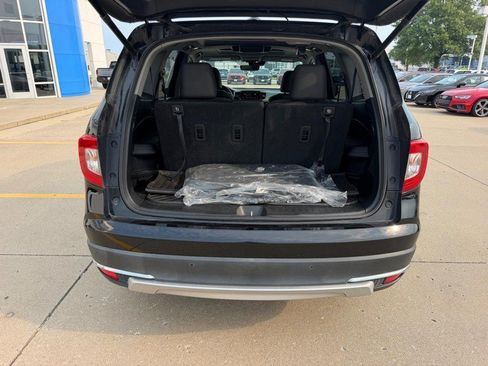 Used 2020 Honda Pilot Elite image 4