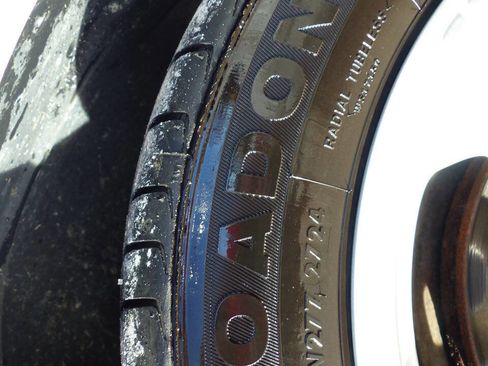 Used 2018 Ford Fiesta SE image 14