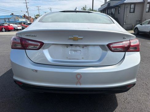 Used 2021 Chevrolet Malibu LT FWD image 4