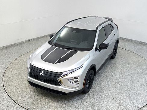 Used 2025 Mitsubishi Eclipse Cross AWD image 13