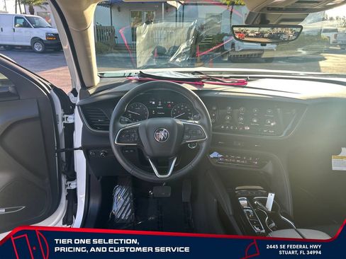Used 2023 Buick Envision Avenir FWD image 28