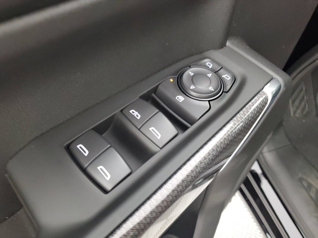 New 2026 Chevrolet Silverado 1500 Custom Trail Boss w/ Midnight Edition AWD/4WD image 26
