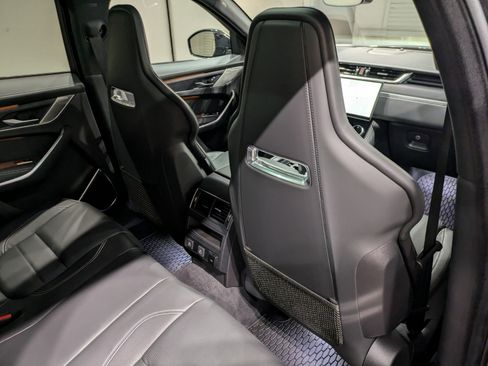 Used 2025 Jaguar F-PACE R-Dynamic S image 22