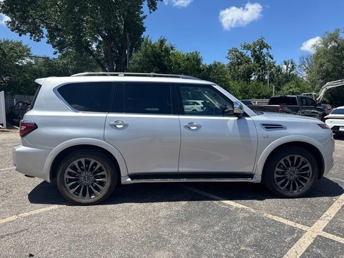 Used 2021 Nissan Armada Platinum w/ Captain's Chairs Package AWD/4WD image 3