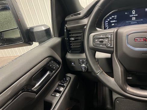 Certified 2025 GMC Sierra 2500 AT4 w/ AT4 Premium Plus Package image 14