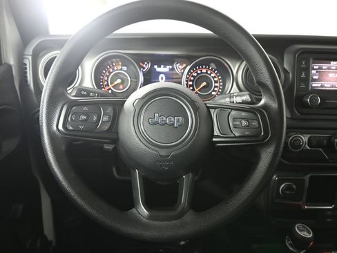 Used 2021 Jeep Gladiator Sport w/ Trailer Tow Package AWD/4WD image 32