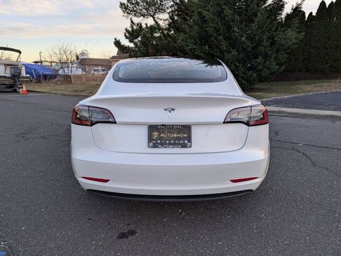 Used 2023 Tesla Model 3 Standard Range image 6