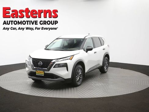 Used 2023 Nissan Rogue S AWD/4WD image 56