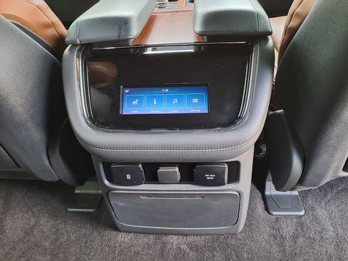 Used 2023 Lincoln Navigator Reserve image 13