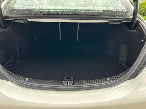 Used 2015 Mercedes-Benz C 300 4MATIC Sedan image 10