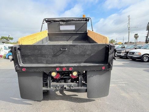 Used 2001 Ford F350 XL image 7