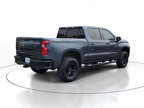 Used 2021 Chevrolet Silverado 1500 LT Trail Boss w/ Convenience Package II AWD/4WD image 4