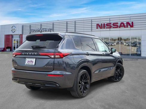New 2026 Nissan Rogue Platinum AWD/4WD image 5