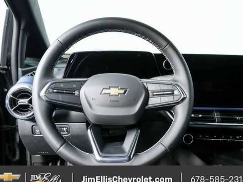New 2026 Chevrolet Equinox EV LT w/ Convenience Package II FWD image 10