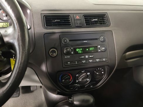 Used 2007 Ford Focus S FWD image 5