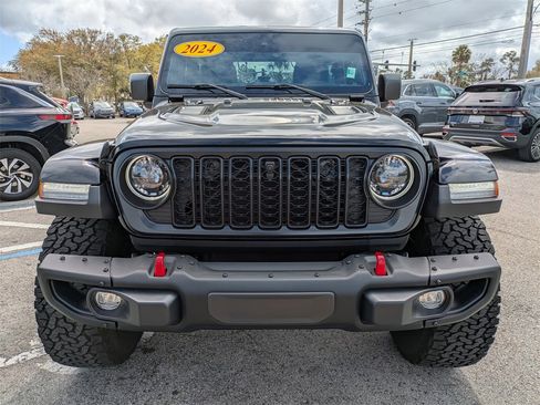 Used 2024 Jeep Wrangler Rubicon image 9