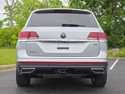 Used 2023 Volkswagen Atlas SE AWD/4WD image 23