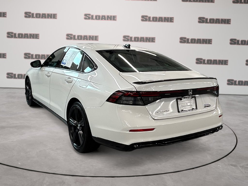 Used 2025 Honda Accord Sport image 3