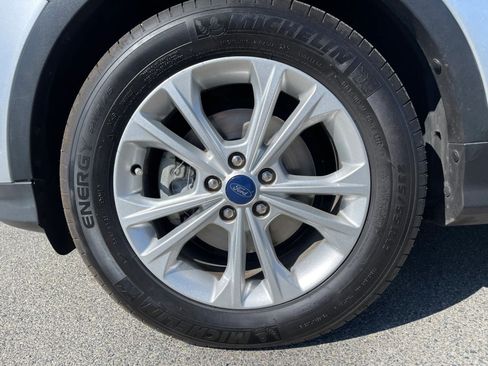 Used 2018 Ford Escape SE FWD image 35
