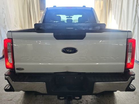 Used 2023 Ford F250 XLT w/ FX4 Off-Road Package image 5