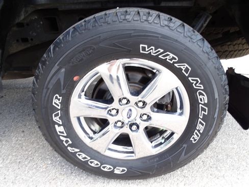 Used 2019 Ford F150 4x4 SuperCrew XLT w/ XTR Package image 47