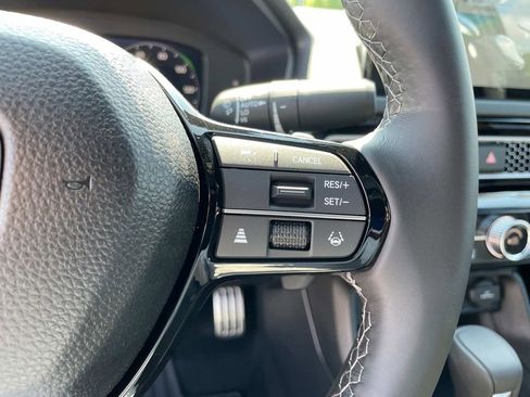 Used 2025 Honda Civic Sport image 19