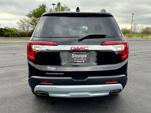 Used 2023 GMC Acadia SLT w/ Preferred Package FWD image 6