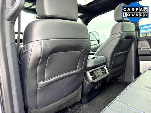 Used 2025 Ford F250 Platinum image 20