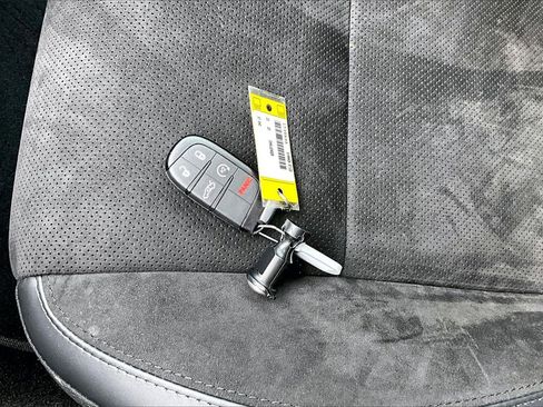 Certified 2023 Dodge Challenger R/T w/ Plus Package image 30