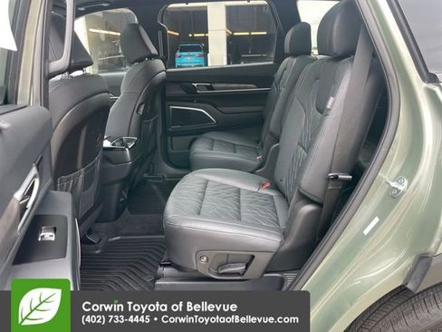 Used 2025 Kia Telluride SX X-Line AWD/4WD image 25