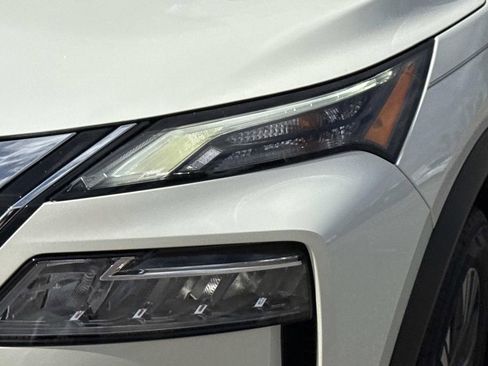 Certified 2023 Nissan Rogue SV w/ SV Premium B Package image 10