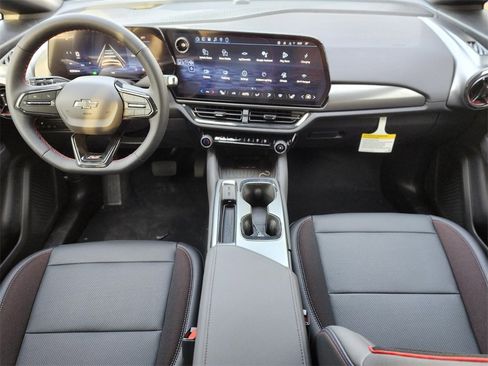 New 2026 Chevrolet Equinox EV RS image 10