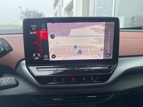 Used 2021 Volkswagen ID.4 Pro S w/ Gradient Package image 12